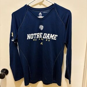 Women’s Adidas Notre Dame V-neck Long Sleeve Climalite Shirt size Medium